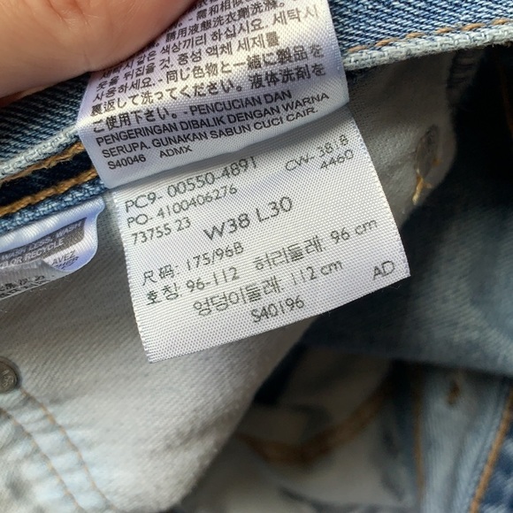𝅺levi’s Straight Leg Jeans - Picture 5 of 5